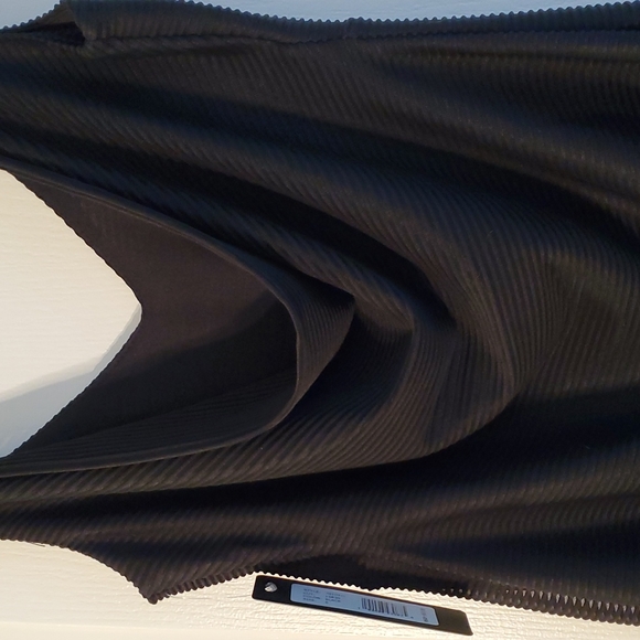 LBD Spaghetti Strap BEBE Cowl Back Neck Line Sz 6 NWT Super SEXY! EUC - Picture 2 of 8